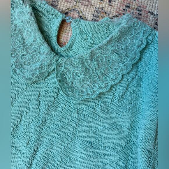 Vintage 80s/90s Dragonfly Lace Collar Knit Sweater Made in USA Medium Aqua Blue - Picture 4 of 7